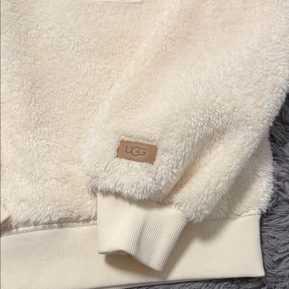 UGG Janeann Half Zip - Picture 4 of 6